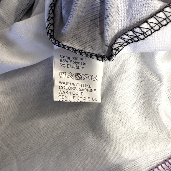 Women’s Knit Short Sleeve Top with Lace - Size Large - Picture 3 of 3